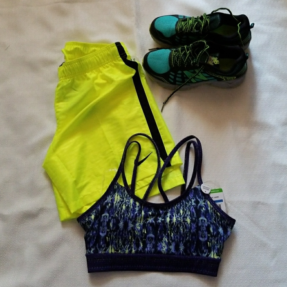 Gaiam sports bra